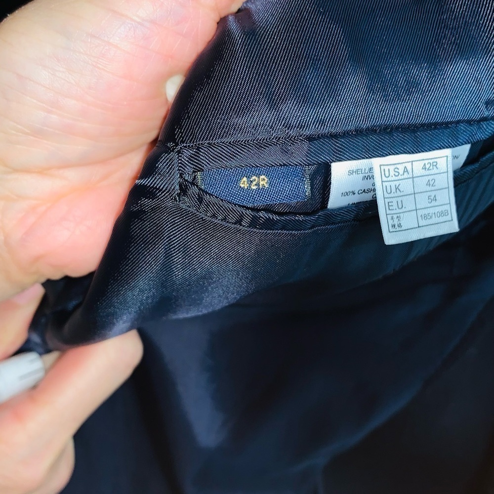 Brooks Brothers 100% Cashmere Sport Coat. - Picture 13 of 16